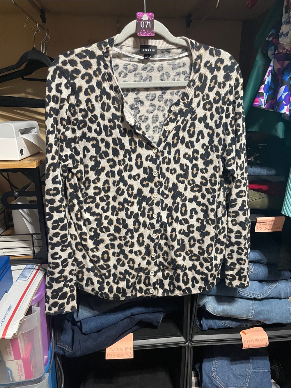 #0 008 size 0 torrid Leopard-Print Button Cardigan in Beige, Black & Brown